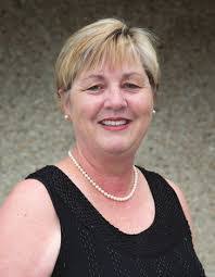 Susan Pettitt's Instagram, Twitter & Facebook