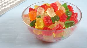 Vegane Gummibarchen Weingummis Ohne Gelatine Selber Machen Vegane Gummibarchen Lebensmittel Essen Weingummi