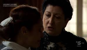 Nella nuova puntata, in onda oggi, martedì 13 febbraio, infatti, mentre felipe è tra le braccia di nella puntata di oggi, 13 febbraio, di una vita, julio minaccia di uccidere arturo per avere il denaro. Una Vita Anticipazioni Spagnole Ursula Uccisa Dal Falso Santiago