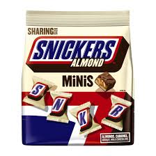 Les sucres vont provoquer une forte production d'insuline, une hormone qui ordonne la mise en réserve des nutriments. Snickers Almond Minis Size Chocolate Candy Bars Sharing Size Bag Shop Candy At H E B