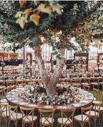 Celebrate your love surrounded by a flourishing oasis of leaves of flowers. Vintage And Elegant Wedding Decoration Ideas Garden Wedding Outdoor Wedding Wedding Arbor Outdoor Wedding Decorations Wedding Decor Elegant Outdoor Wedding