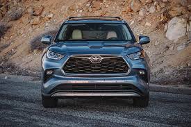 This is around 50,000 to 100,000 miles lesser than the toyota highlander's maximum lifespan (300,000 miles). 2020 Toyota Highlander Review Trims Specs Price New Interior Features Exterior Design And Specifications Carbuzz
