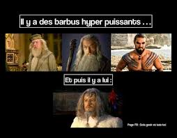 Bannissement de la dame du lac, arrivée d'une réponse encapuchonnée et inquiétante… 19 Blagues Que Vous Comprendrez Seulement Si Vous Etes Fan De Kaamelott
