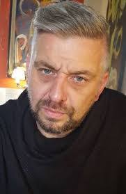 Andrew Lindfield's Instagram, Twitter & Facebook