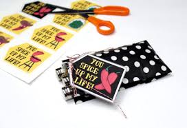 Try these valentine's day messages and ideas from hallmark card writers! Diy Valentine S Day Gifts For Him With Printable Valentines For Foodies