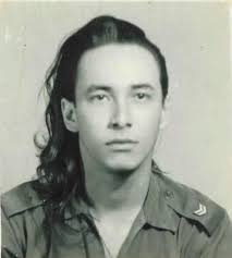 Daniel Hung González: A ti padre, compañero, esposo, hermano, amigo, sé que  esto no te gustaría, nunca quisiste hablar de lo que hiciste. Pero tus  hijos me lo pidieron. Mi querido Daniel,