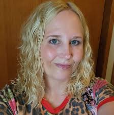 Yummy taco spaghetti Woman makes a delicious pasta dish with spaghetti,  ground beef, cream cheese, and taco seasoning. This original video was  produced by Network Media LLC and Olivia