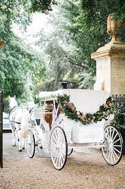 21 Chic Wedding Flower Decor Ideas Wedding Forward Horse And Carriage Wedding Horse Wedding Wedding Carriage