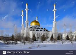 Usbekistan wetter (hauptstadt) usbekistan elektrizität. Die Nur Astana Moschee In Astana Kasachstan Im Winter Stockfotografie Alamy