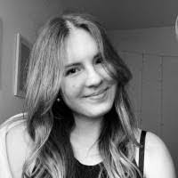 Amanda Kubitz's Instagram, Twitter & Facebook