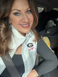 Today is my 35th birthday. Can i get a go noles. Ready for some football 🏈 