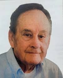 Lori Booth's Instagram, Twitter & Facebook