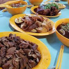 12 Kway Chap Stalls In Singapore To Try Including Stalls Open Till 3am In 2021 Braised Pork Fried Pork Pork Belly