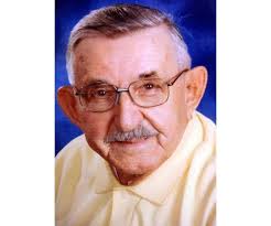 Karla Trexler's Instagram, Twitter & Facebook