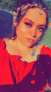 Kristina Ware's Instagram, Twitter & Facebook