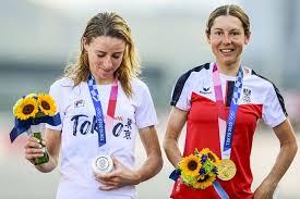 Nederland behaalde nog nooit acht medailles op één dag tijdens de olympische spelen. Van Vleuten Sliep Goed Na Vreemdste Race Uit Carriere Lieke Wevers Trots Op Zus Sanne Olympische Spelen Destentor Nl