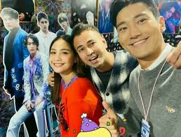 Bikin Iri 5 Artis Indonesia Ini Berteman Dekat Dengan Idol Kpop Lho