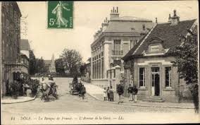 La banque de fleuve our indoor historic venue. Ansichtskarte Postkarte Dole Jura Frankriech La Banque Akpool De