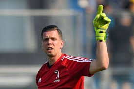 Wojciech tomasz szczęsny is a polish professional footballer who plays as a goalkeeper for italian club juventus and the poland national team. Szczesny Juventus Showed How Hungry For Trophies We Are With Supercoppa Italiana Win Goal Com