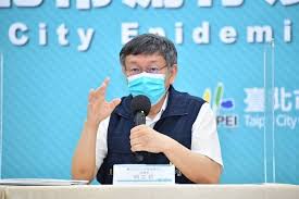 © 由 nownews 提供 ▲百歲人瑞黃老先生由復康巴士接送至衛生所注射疫苗（圖／台南市政府提供）. 8yh7xdjihivvqm