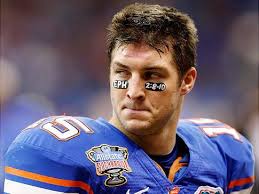7 Times Tim Tebow Did The Unpopular And Inspired Us All Tim Tebow Chuck Norris Pro Life