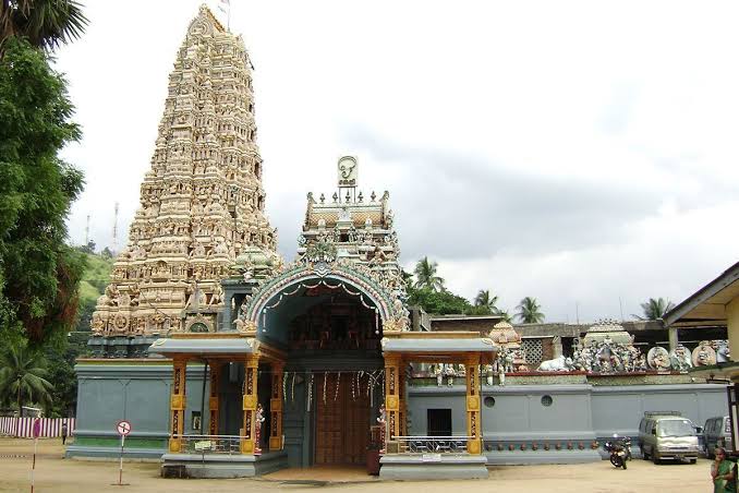 Sri Muthumariamman Thevasthanam Hindu temple gopuram Matale Sri Lanka Dravidian architecture