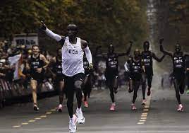 Apr 25, 2018 · nike's social media strategy is a force to be reckoned with. Nike Alphafly Next Eliud Kipchoge White Pink Sneakernews Com