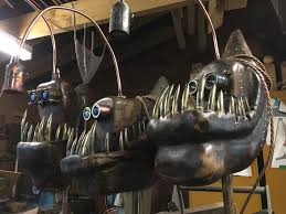 Built to look like the angler fish from finding nemo. Stunning Steampunk Inspired Anglerfish Lamps Steampunk Tendencies