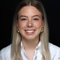 1600+ "Donna" profiles