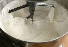 Langsung saja siapkan wadah, lalu masukan mentega putih. 9 Cara Membuat Butter Cream Yang Lembut Homemade Resep Hari Ini