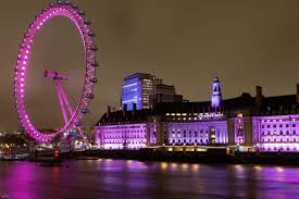 The idea was chosen from a host of entries into a competition held back in 1993 to suggest a new landmark to signify the turning of the century. London Eye Tickets Fast Track Tickets Erhaltlich