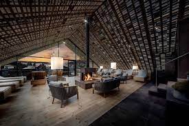 Or do you prefer a cosy, quiet bed and breakfast or apartment for your family. The Spa Hotel Lamm At Alpe Di Siusi