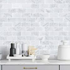 Und wc eur besonderheiten matt eur. Ziegelfliesen Carrara Weiss Marmor Mosaik Fliese Wande Und Boden Im Bad Kuchenruckwand
