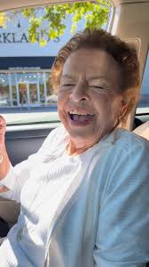 I have been trying to “refresh” my den. Today we looked for a few  accessories. These projects never seem to end! What are you doing this  weekend? #memesrecipessc #ShineForJesus #homeprojects