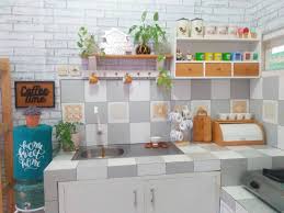 Dekorasi dapur kecil adalah salah satu dari sekian banyak dekorasi dapur yang bisa anda jadikan pilihan. 3 Tips Dekorasi Dapur Sempit Agar Lebih Lapang Homeshabby Com Design Home Plans Home Decorating And Interior Design