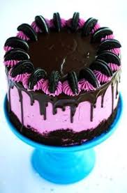 Drip Cake Con Glassa Rosa E Oreo Un Sogno Ad Occhi Aperti Bakershop Torte Cupcake Torte Deliziose Torte Alimentari
