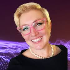 Nicole Donnelly's Instagram, Twitter & Facebook