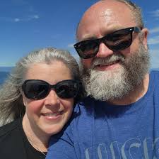 What help is needed for the bonfire party tonight?