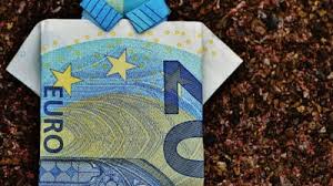 Curs valutar curent pentru euro, dolar, grivnă, rublă și leu, de la deghest, victoriabank, eximbank și altele. Evolutia Leului In Comparatie Cu Euro Si Dolar In 2018 Rolul Interventiilor Bnr Mobile