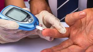 After blood is drawn, a glucose drink is administered and blood is drawn again after one or more hours. Kasse Muss Im Zweifel Fur Blutzuckermessung Zu Hause Zahlen