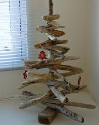 Check spelling or type a new query. Sapin En Bois Flotte A Fabriquer Pour Noel 56 Idees Charmantes