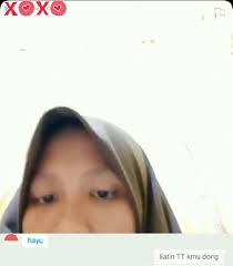 Ruang obrolan yang tersedia di aplikasi ini dapat difilter berdasarkan minat. Dhimas33 Dhimas331 Twitter