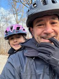 Riding e-bikes with kids