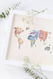 Geldgeschenk Zur Hochzeit Weltkarte Aus Holz Mit Geld Ars Textura Diy Blog Geschenke Geldgeschenke Hochzeit Diy Geschenke Hochzeit