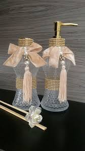 Kit Lavabo Luxo Zenil Acompanha Difusor Essencia Bamboo Sabonete Liquido Varetas Bandeja Espelhada Com Imagens Garrafas Decoradas Kits Lavabo Enfeites Para Banheiro