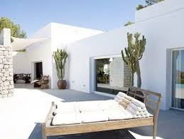 Modern And Chic Villa For Rent In Ibiza Casa Mediterranea Design Di Esterni Case Mediterranee