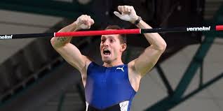 His characteristically 'broken' voice makes for a very distinctive vocal style. Renaud Lavillenie Passe 6m06 Chez Lui A Clermont Ferrand