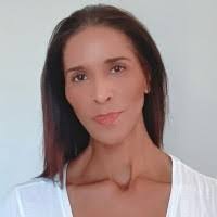 Tessa Cross's Instagram, Twitter & Facebook