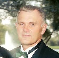 Travis Moeller's Instagram, Twitter & Facebook