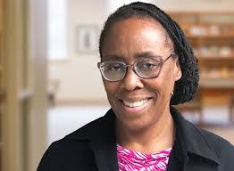 Leigh Lawrence's Instagram, Twitter & Facebook